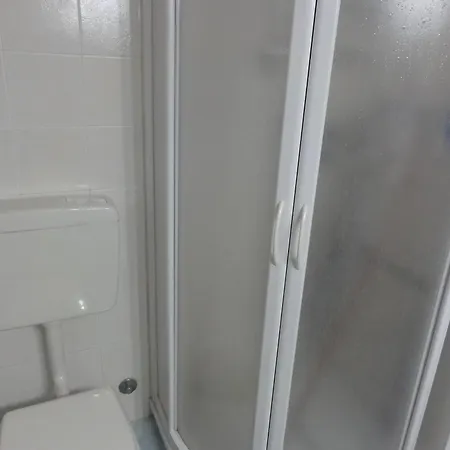 Sea View Flat Near Piazzale Zenith بيبيوني