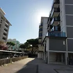 דירה Sea View Flat Near Piazzale Zenith ביביונה